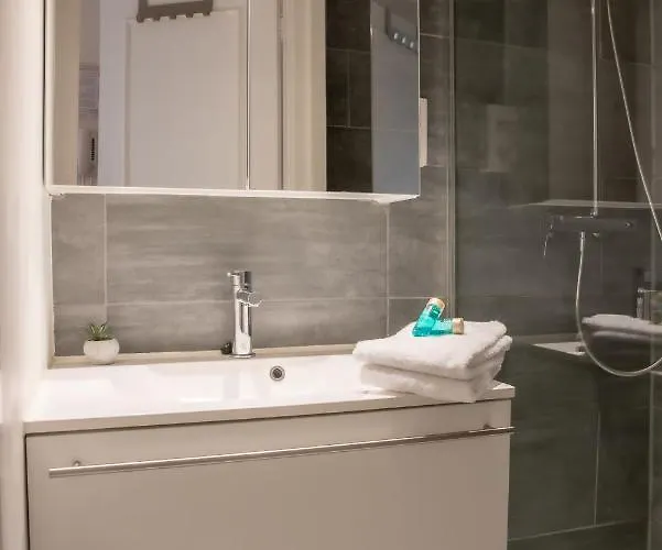 아파트 Frontaal Zeezicht 